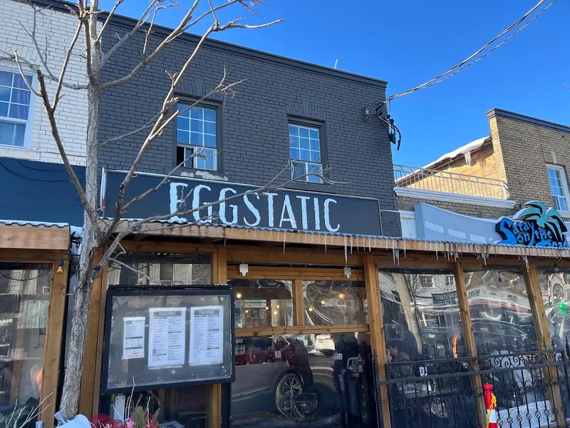 Eggstatic brunch restaurant on Bayview Avenue