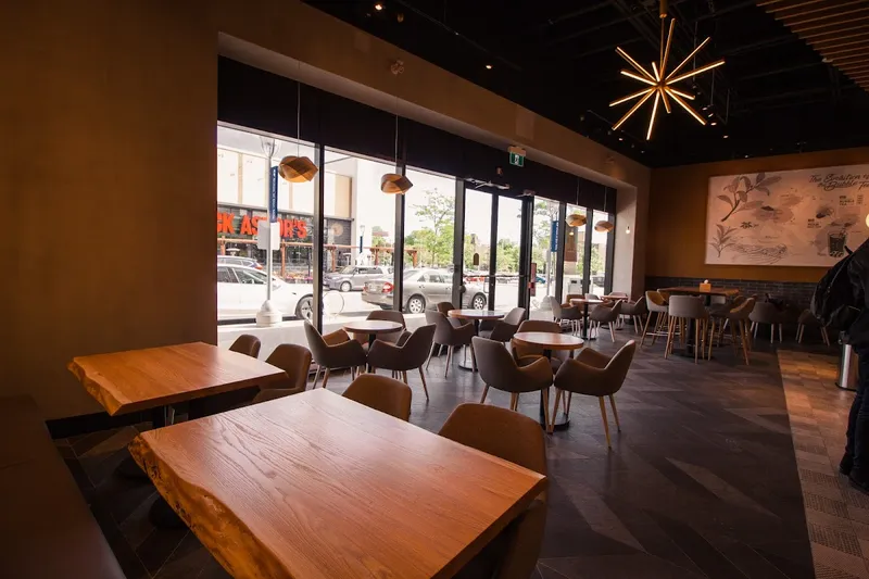 Real Fruit BBT Mango Diamond Slush