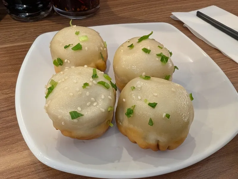 Sang-Ji Fried Bao shengjian bao with crispy golden bottoms