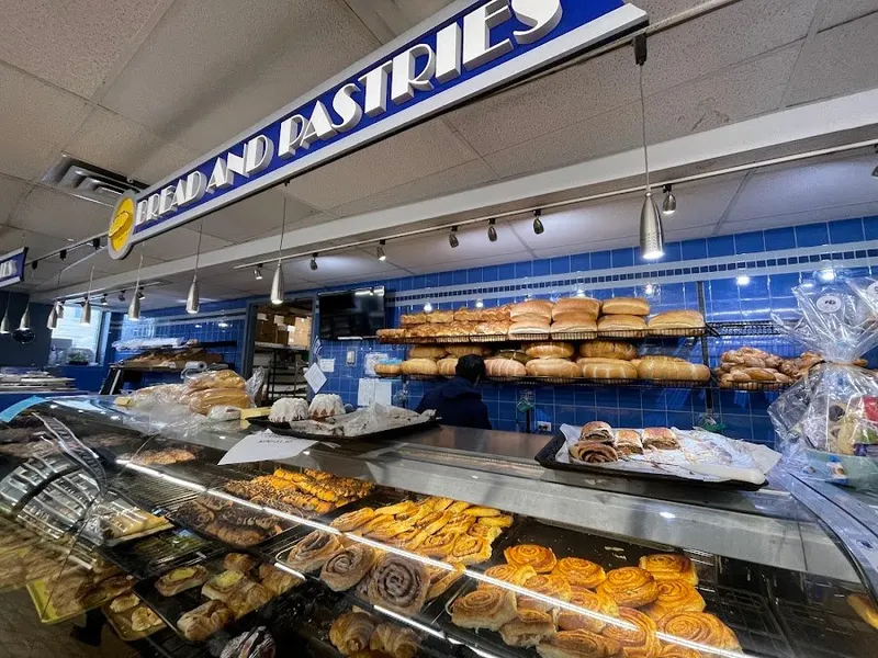 Hermes Bakery, North York
