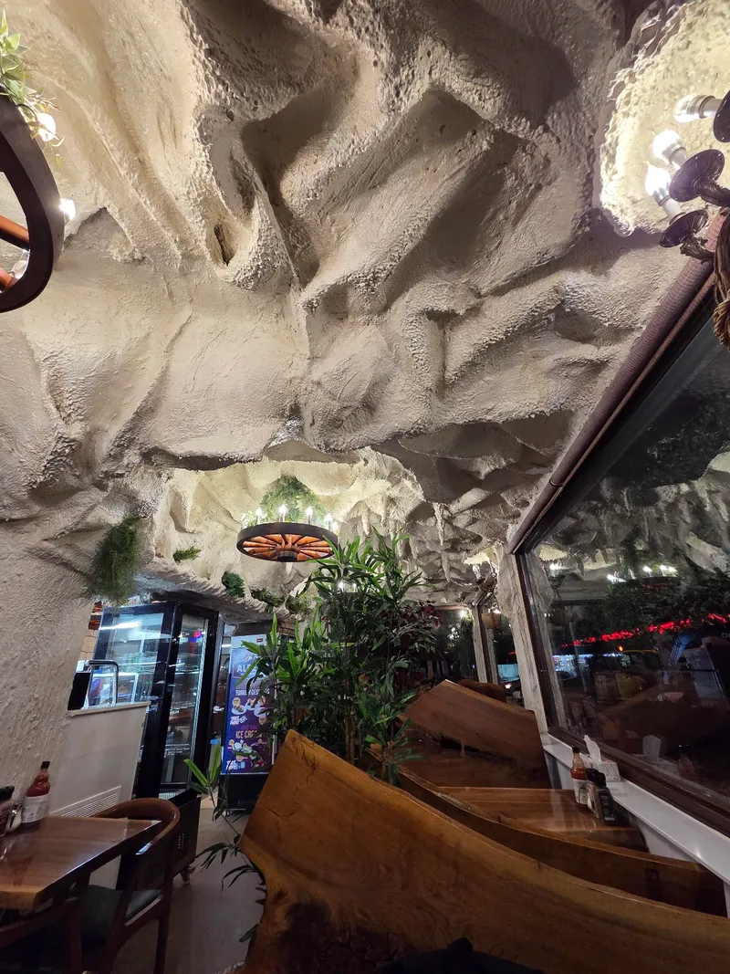 Mustafa Turkish Kitchen cave-like interior and pide