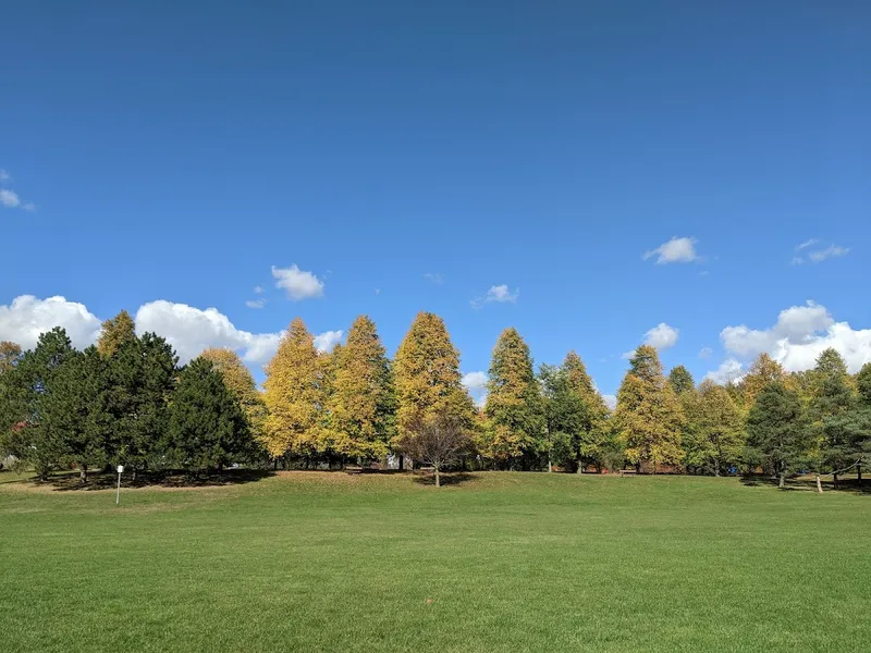 Sunnybrook Park green space and trails